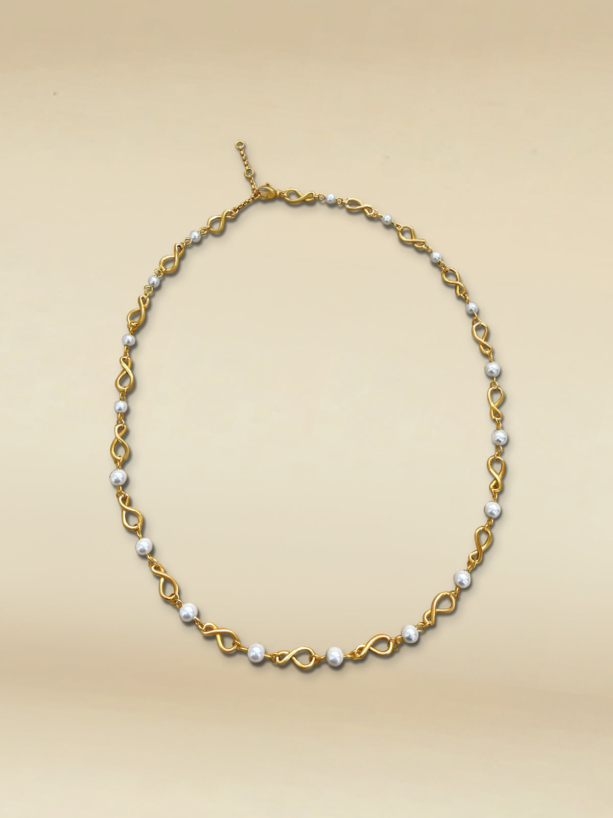 Regia Necklace